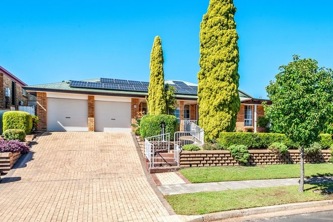 Picture of 17 Cedrella Crescent, WARABROOK NSW 2304