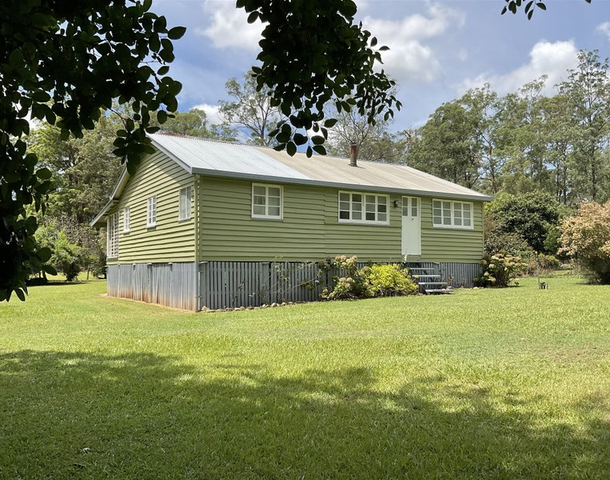 18 Hathaway Street, Benarkin QLD 4314