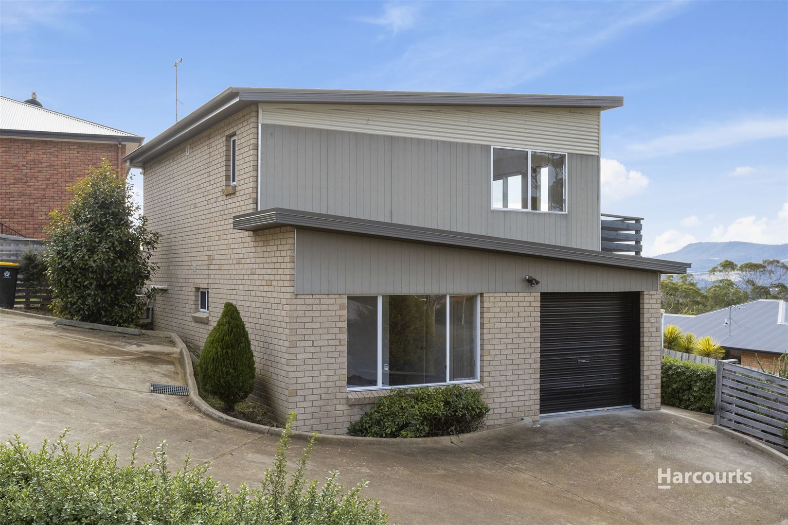 2/6 Coach Road, Chigwell TAS 7011, Image 2