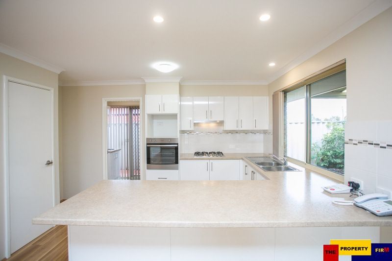 25/61-63 Scaddan Street, Bassendean WA 6054, Image 2