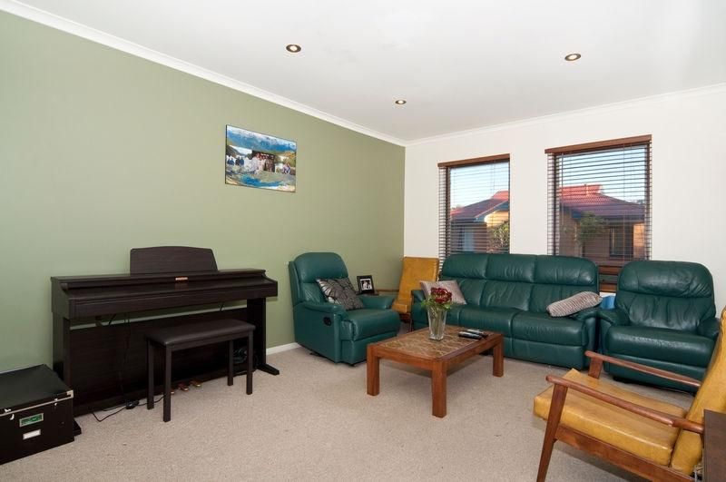 7 / 12 Second Street, BROMPTON SA 5007, Image 2