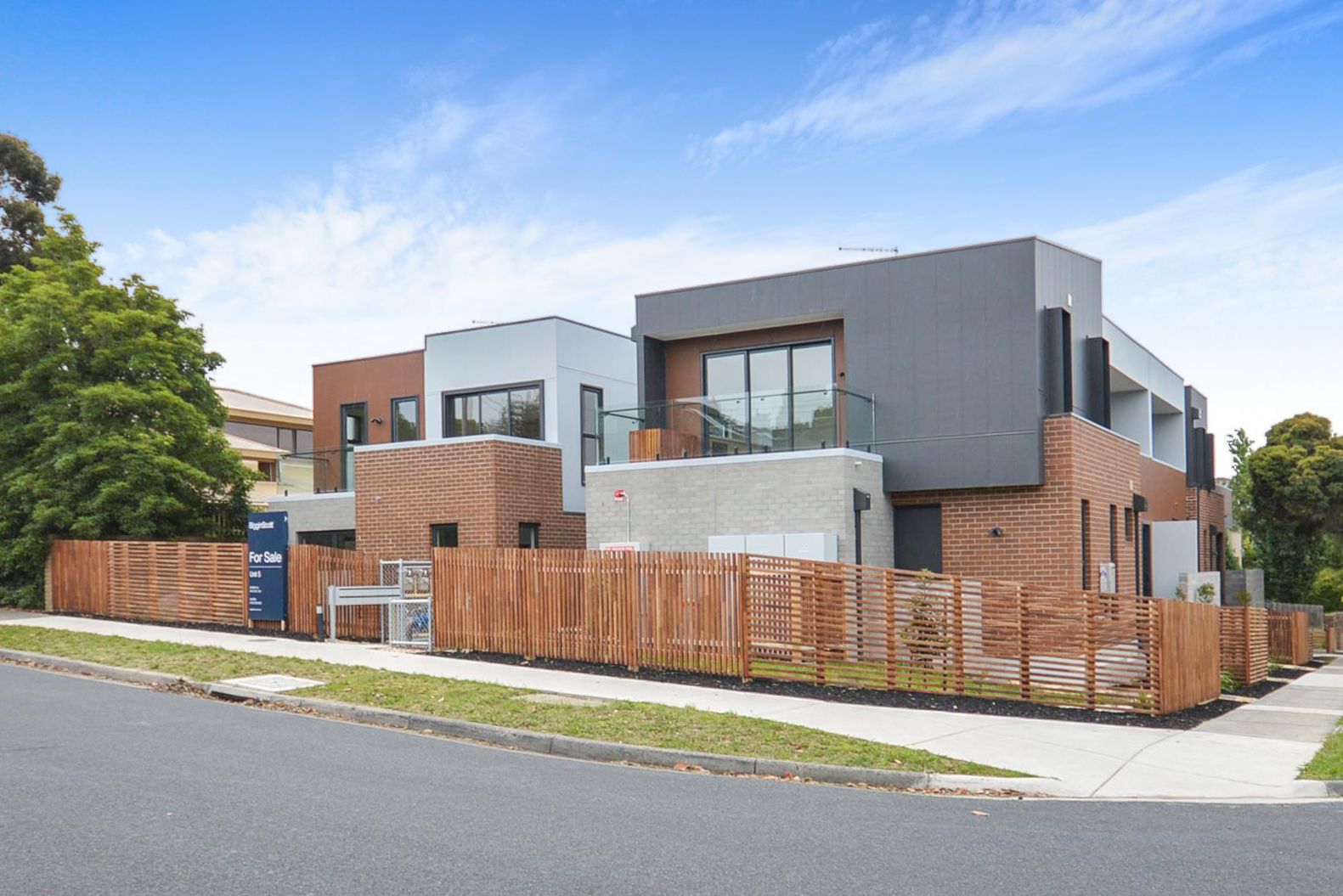 2 bedrooms Apartment / Unit / Flat in 3/3 Dryden Street DONCASTER EAST VIC, 3109