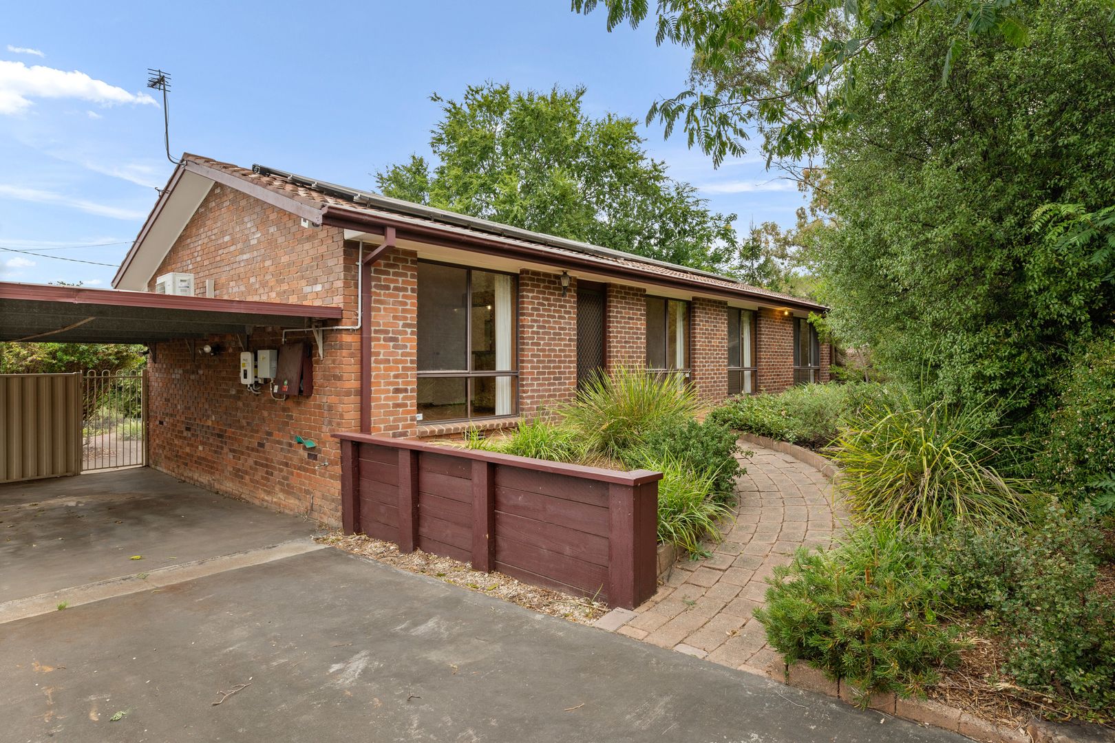 2 Farrelly Close, Oxley ACT 2903, Image 1