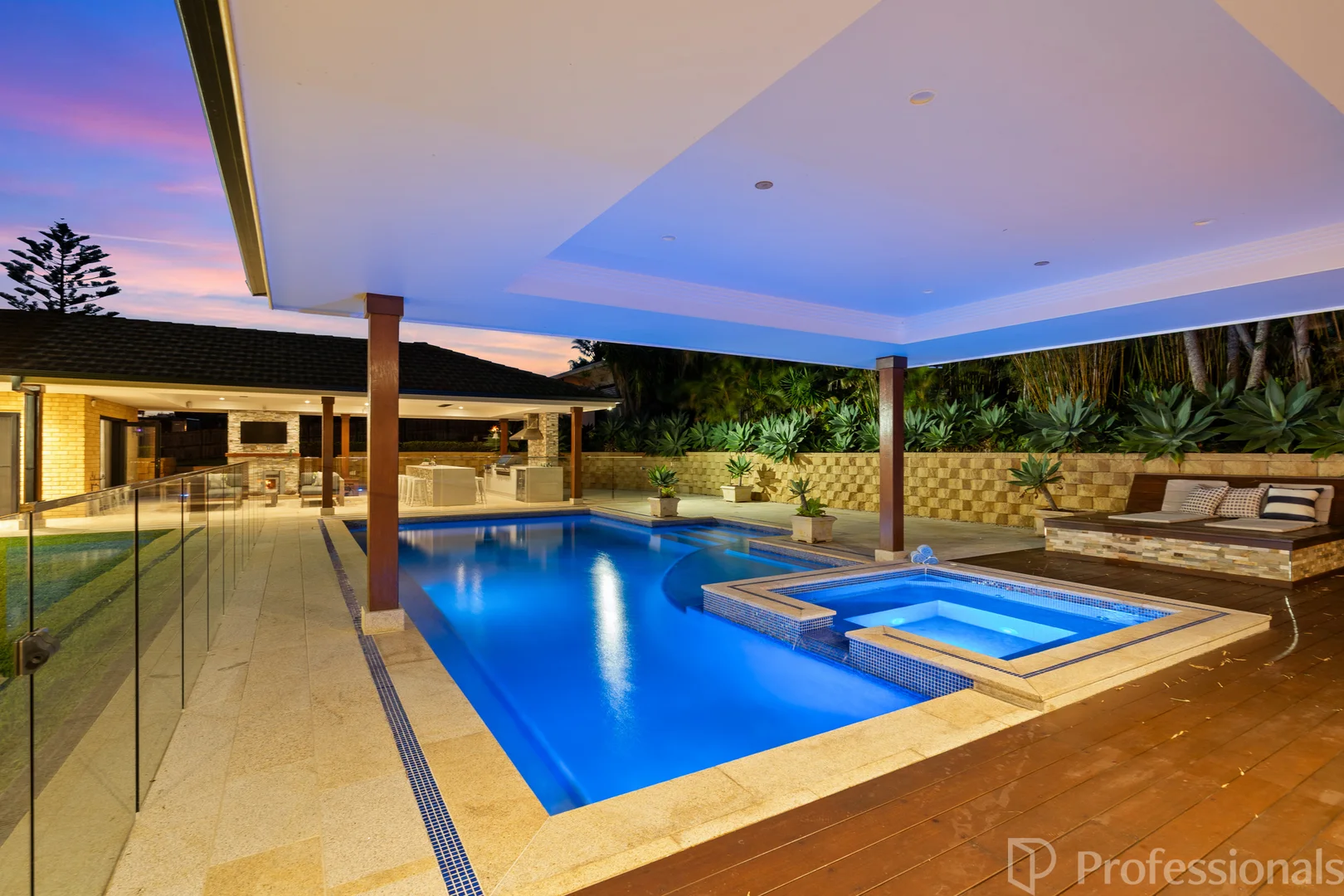 Additional image 21 of 32 Panorama Crescent, Forster NSW 2428