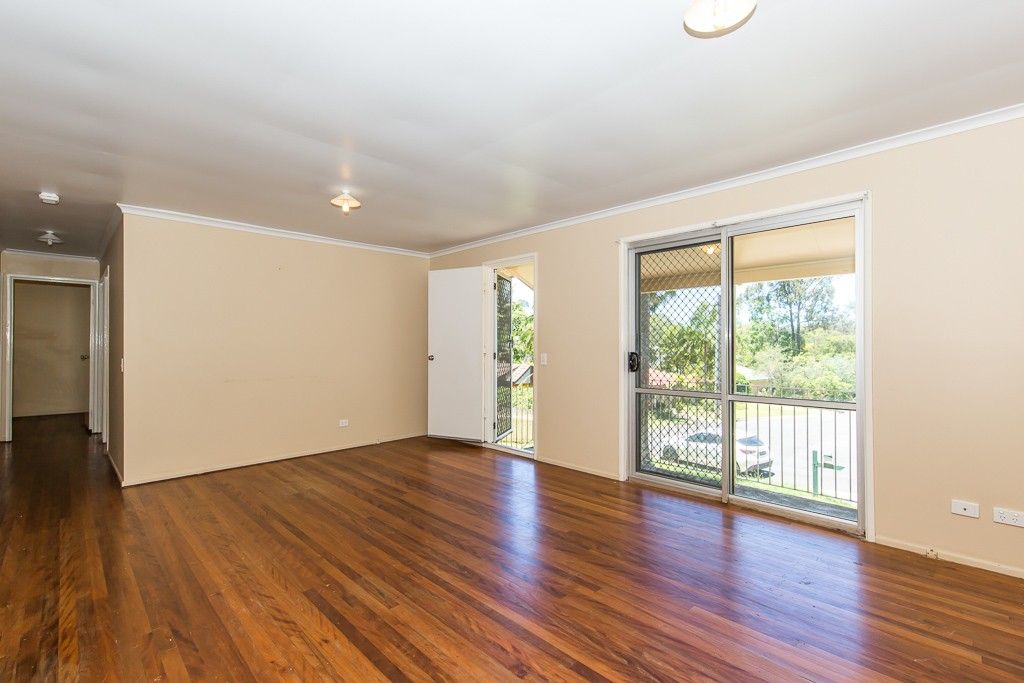 10 Bradford Ct, Mansfield QLD 4122, Image 2