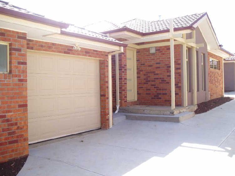 Unit 2 138 Dudley Street, Wallan VIC 3756, Image 0