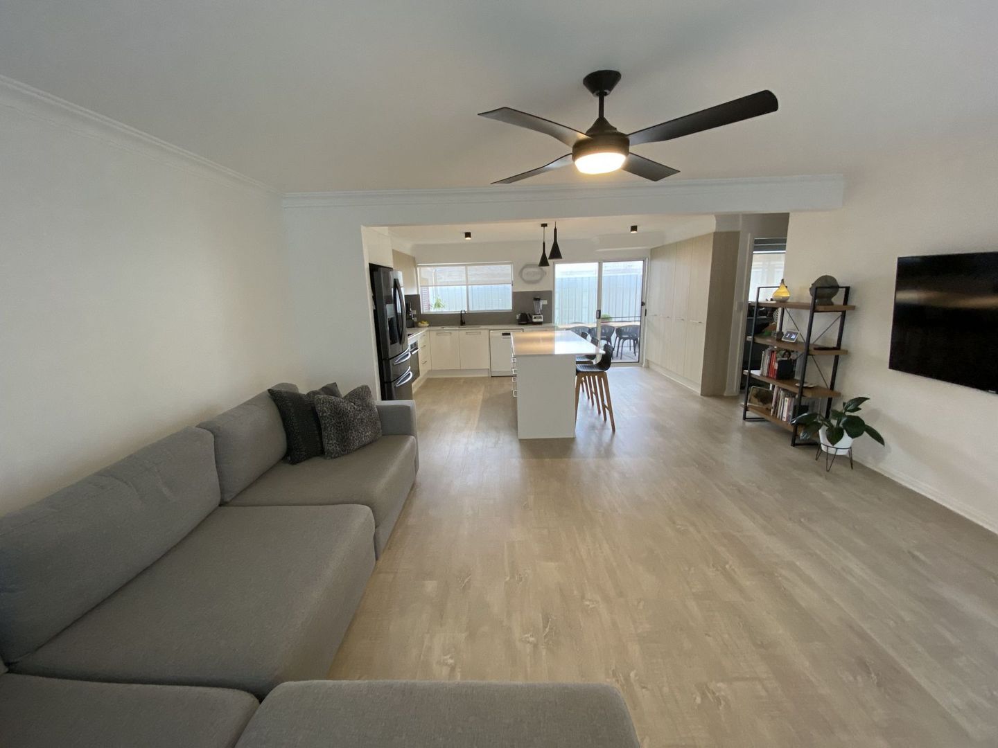 2/6 Windsor Place, Tuncurry NSW 2428, Image 1