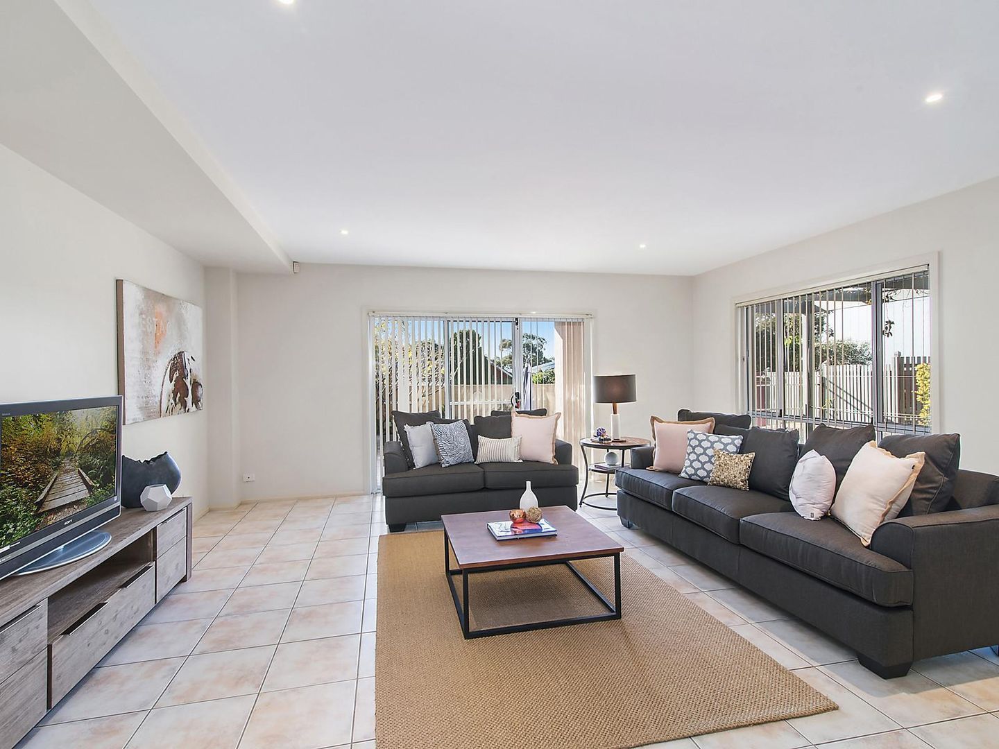 37 Rembrandt Drive, Merewether Heights NSW 2291, Image 1