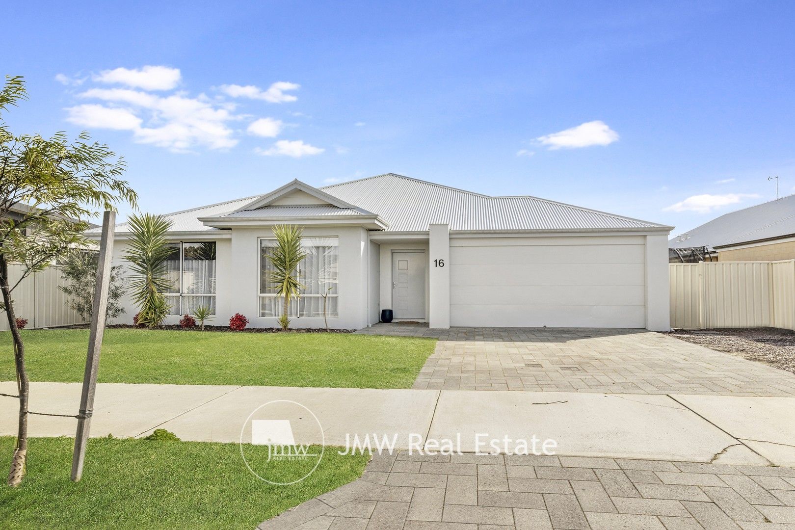 16 Hirono Loop, Dunsborough WA 6281 House For Rent 750 Domain