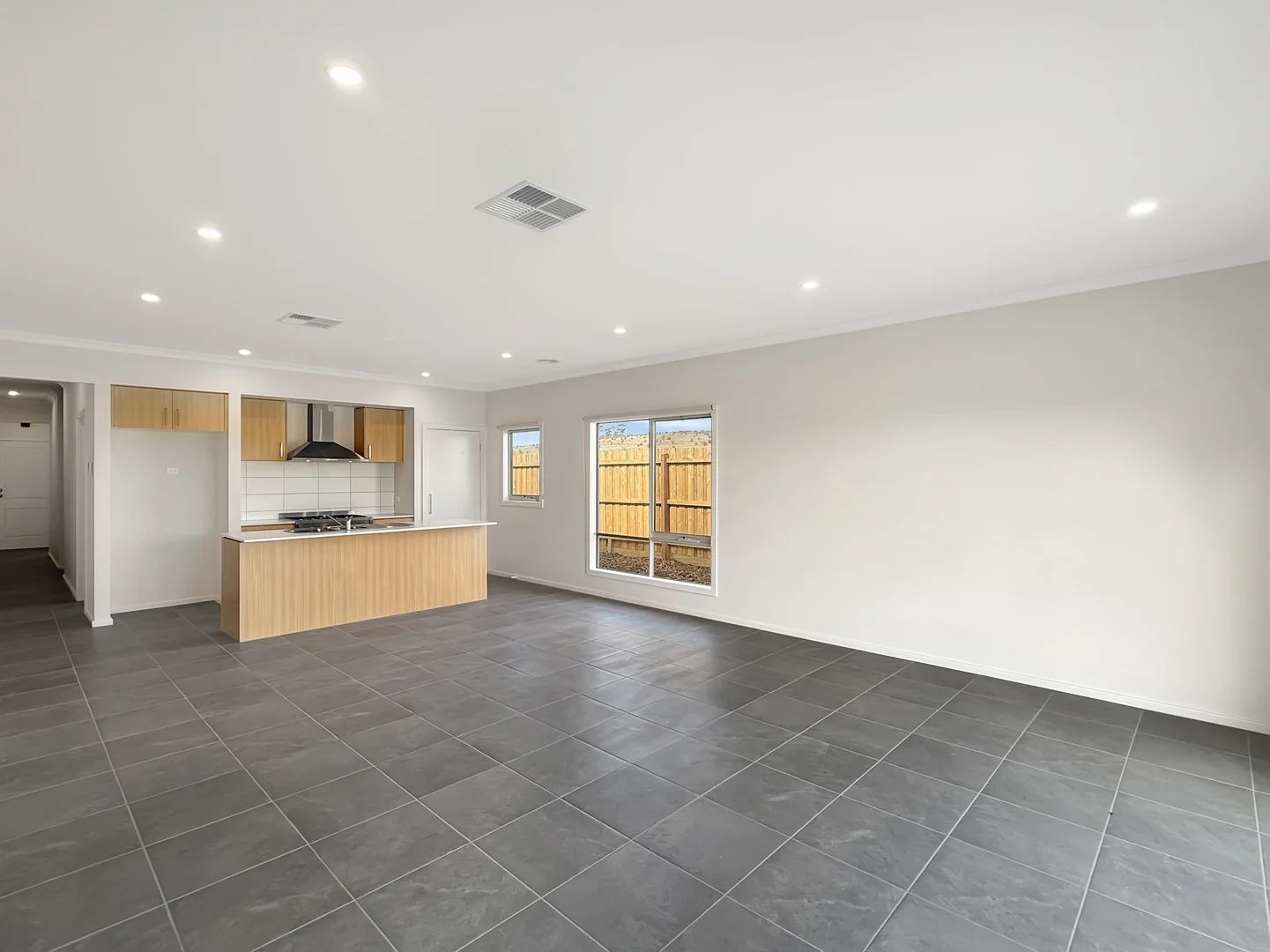 Additional image 5 of 24 Wallaloo Drive, Eynesbury VIC 3338
