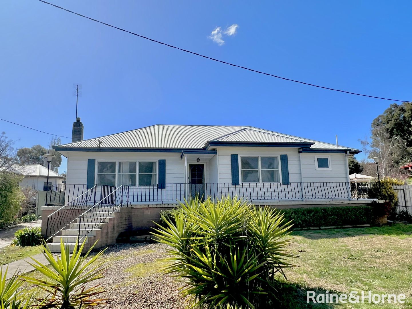 31 Whiteman Avenue, Young NSW 2594, Image 1