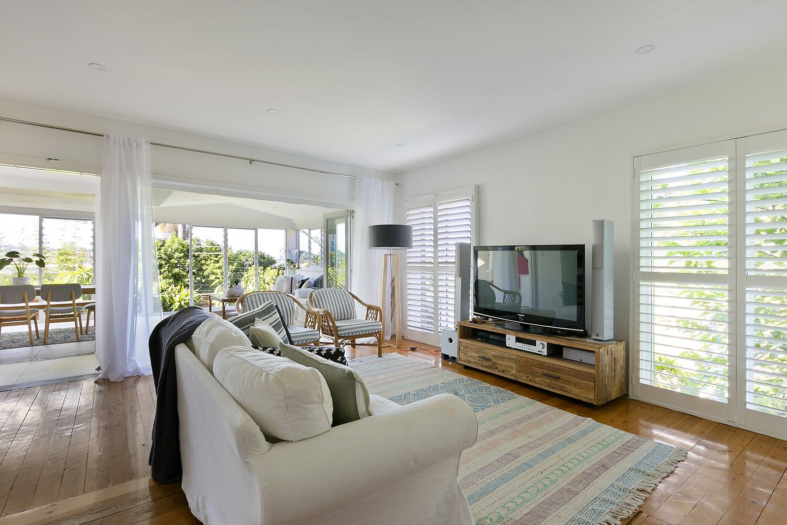 57 Gardere Avenue, Curl Curl NSW 2096, Image 2