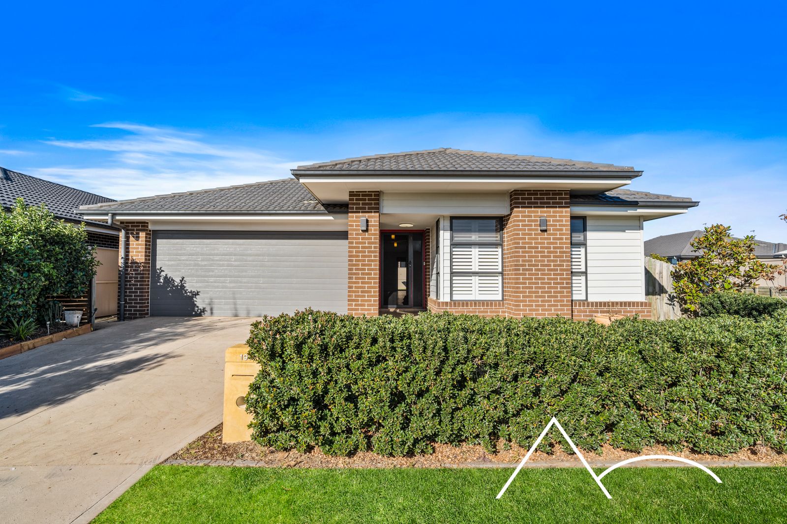 3 bedrooms House in 19 Millman Road SPRING FARM NSW, 2570