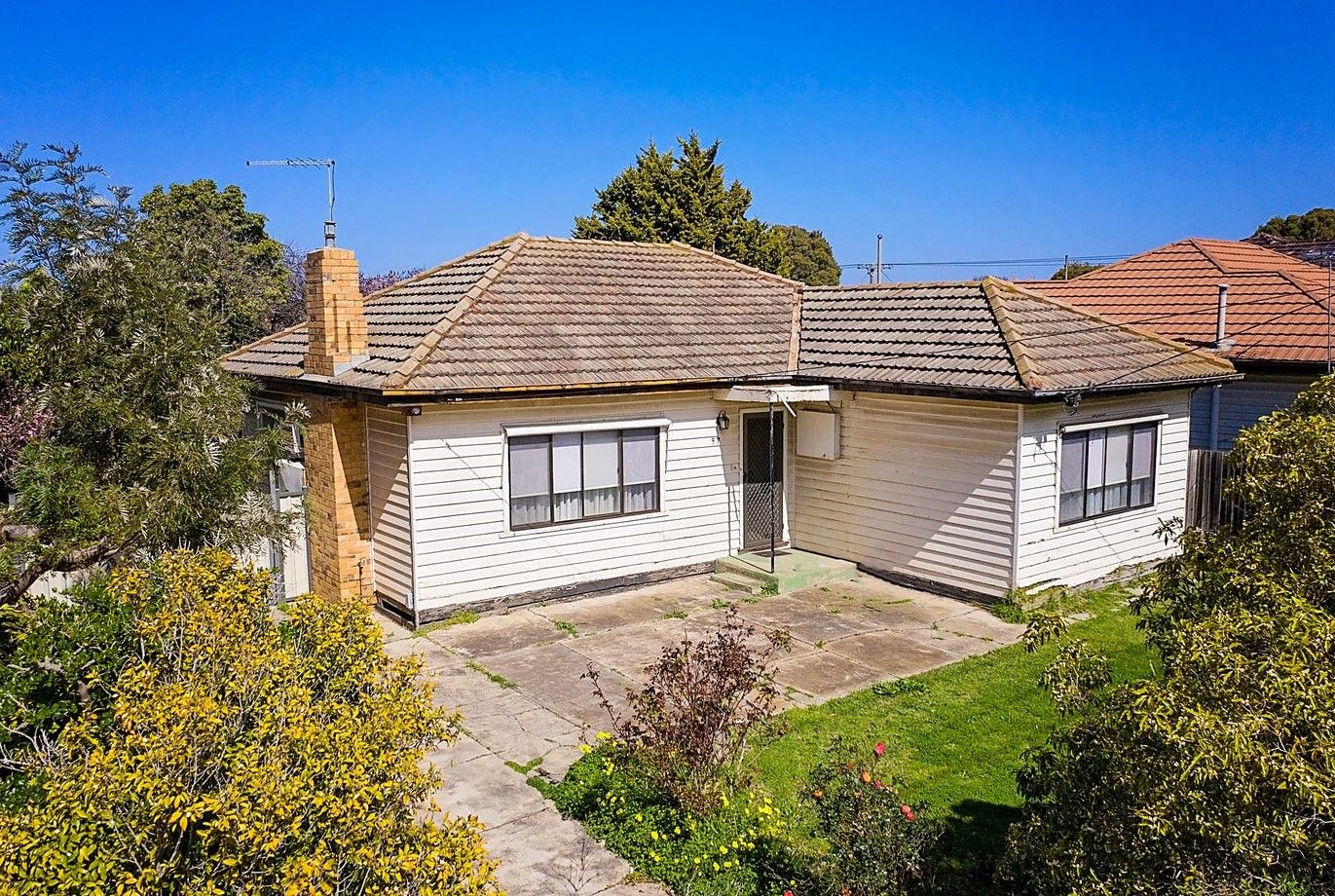 3 bedrooms House in 97 Warwick Road SUNSHINE NORTH VIC, 3020