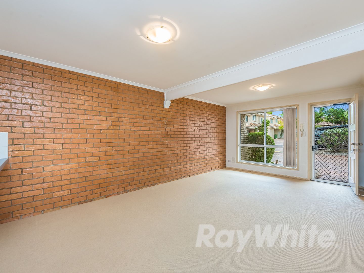 77/15 Vitko Street, Woodridge QLD 4114, Image 2