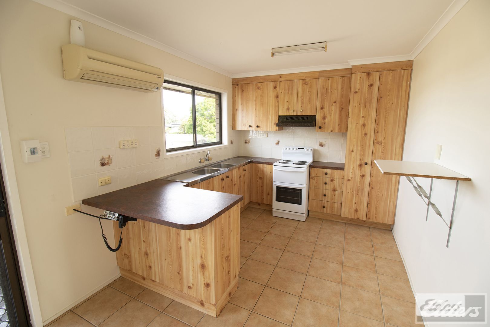 114-116 Edward Street, Laidley QLD 4341, Image 2