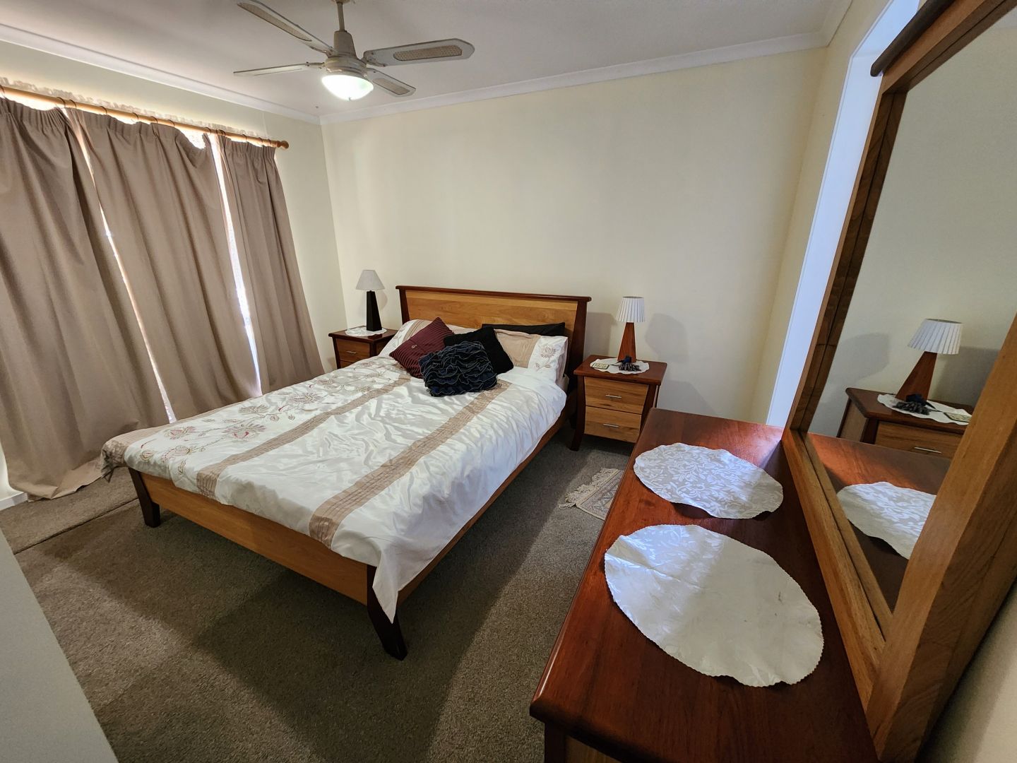 1/7779 Farm Street, Boorowa NSW 2586 Apartment For Rent 260 Domain