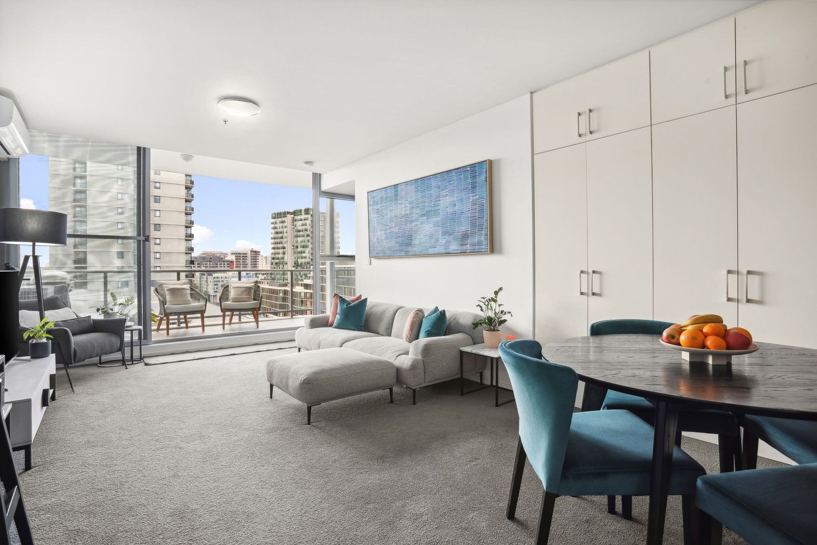 2 bedrooms Apartment / Unit / Flat in 1021 & 102/5 O'Dea Avenue ZETLAND NSW, 2017