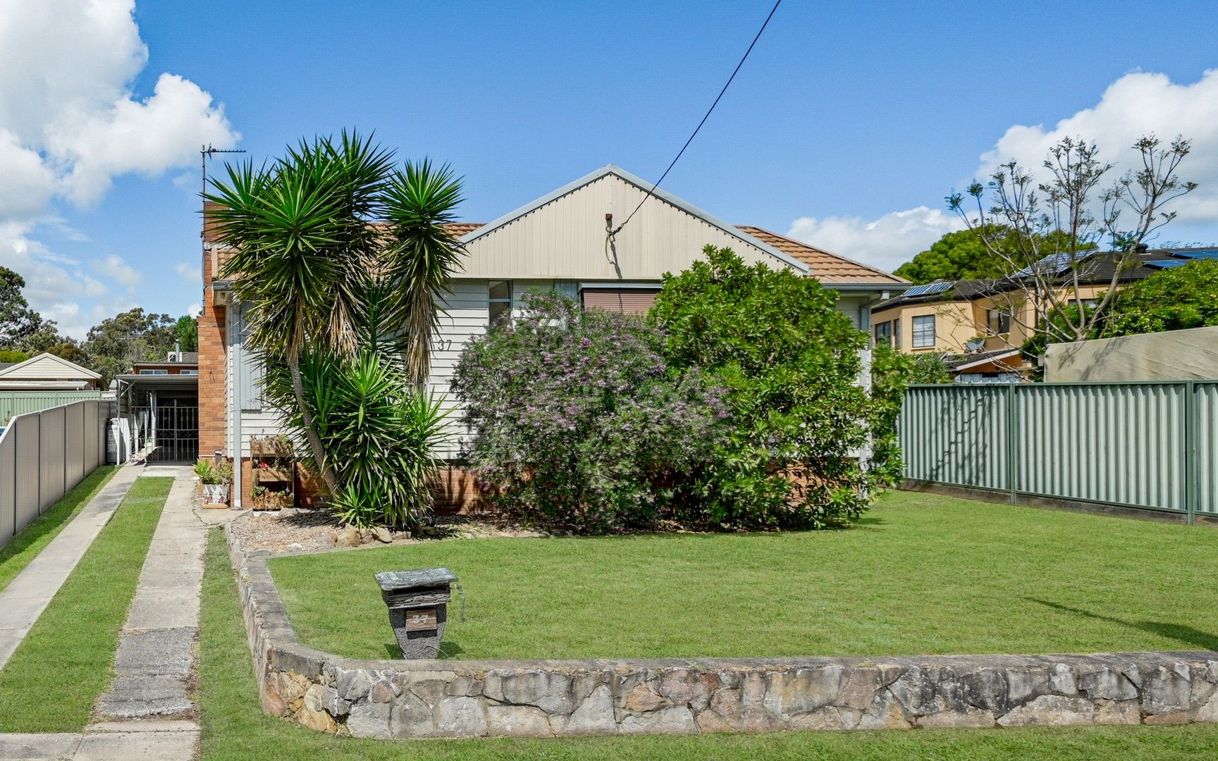 37 Burrawong Crescent, Elderslie NSW 2570, Image 0