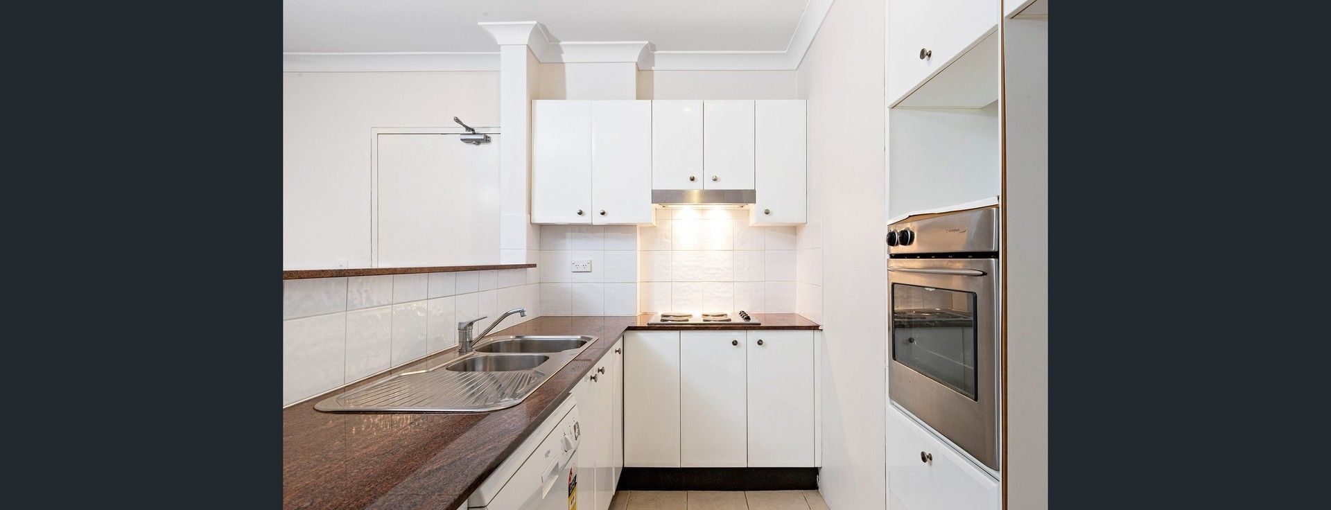 2 bedrooms Apartment / Unit / Flat in 13/17-21 Mansfield Avenue CARINGBAH NSW, 2229