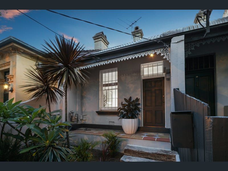 1 bedrooms House in 13 Marian Street ENMORE NSW, 2042