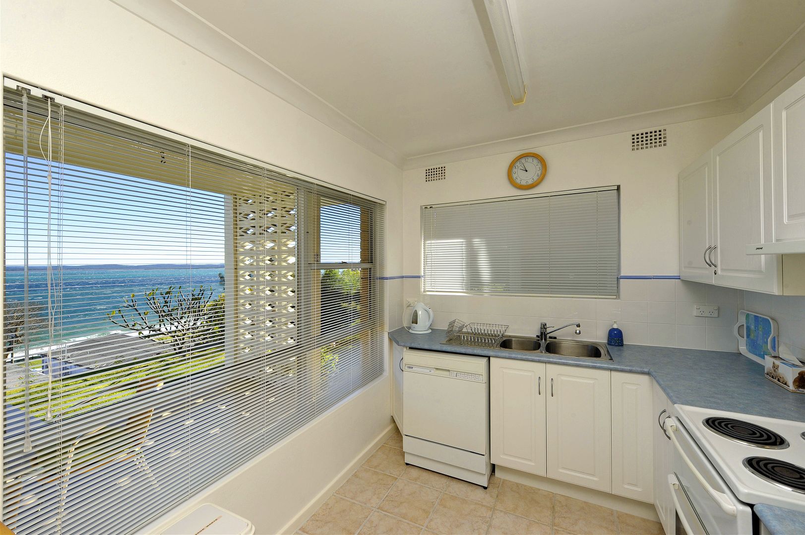 2/12 Magnus Street, Nelson Bay NSW 2315, Image 1