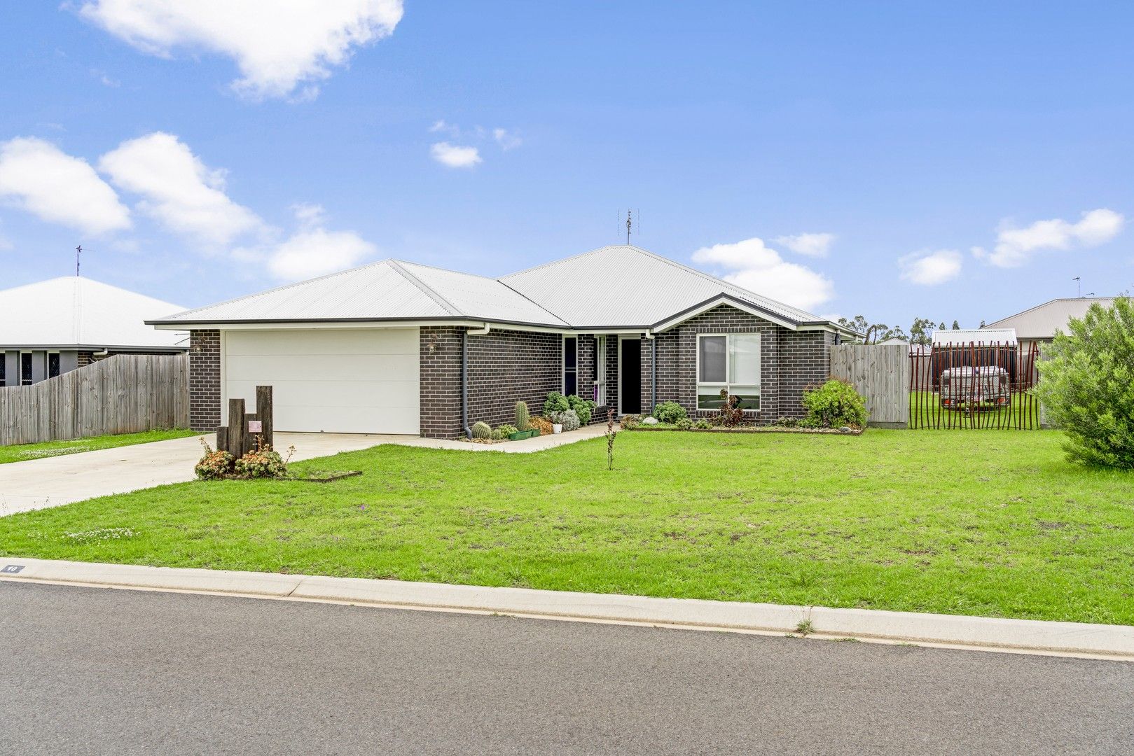 10 Magpie Drive, Cambooya QLD 4358, Image 0