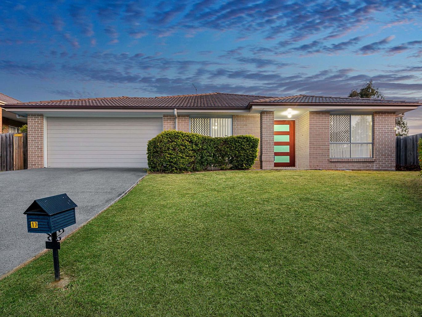4 bedrooms House in 17 Wildwood Crescent FLAGSTONE QLD, 4280