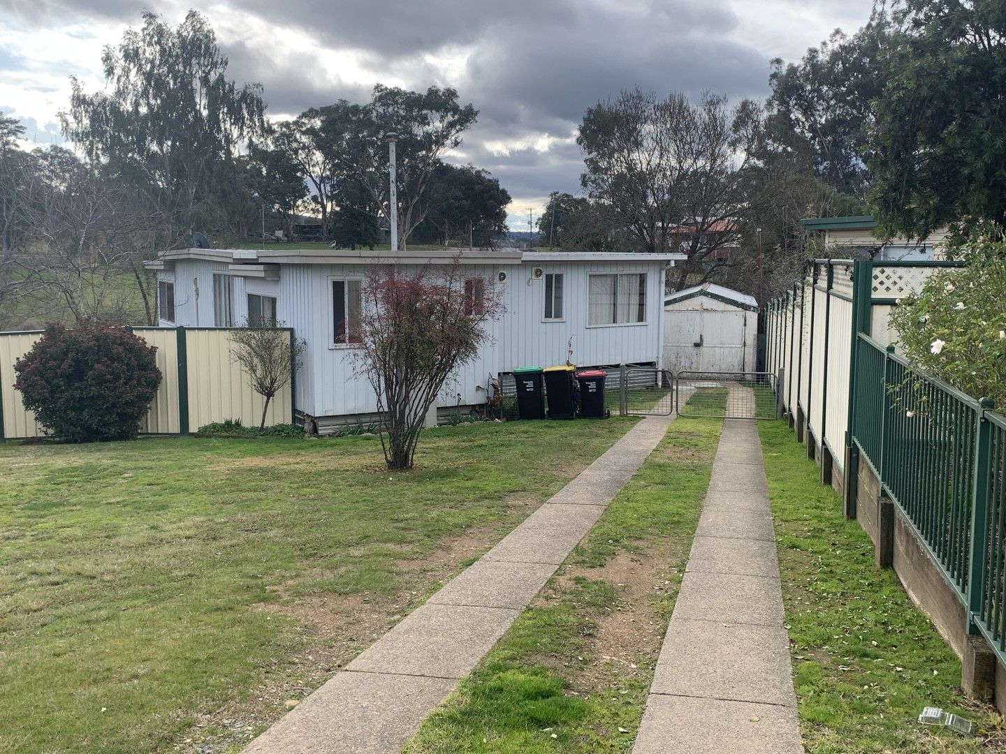 3 bedrooms House in 33 Kinred street TUMUT NSW, 2720