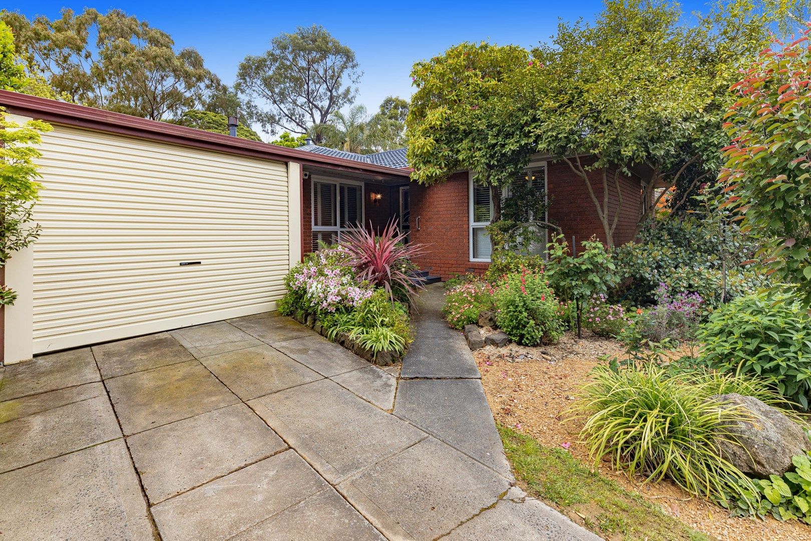 15 Upton Crescent, Narre Warren VIC 3805, Image 0