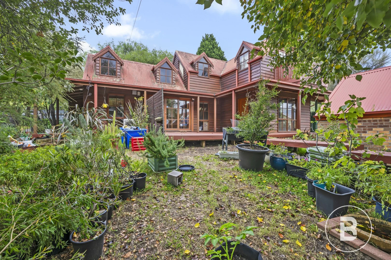 10 Wainwright Street, Golden Point VIC 3350