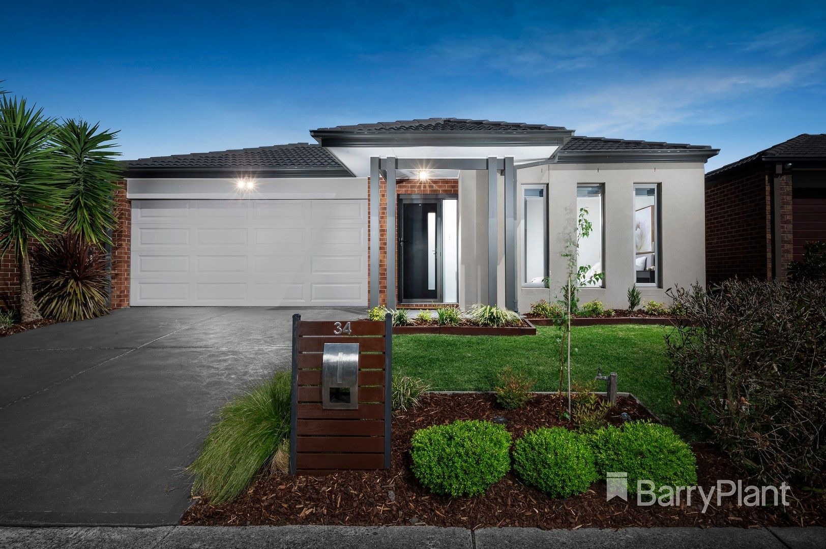 4 bedrooms House in 34 Plume Drive MERNDA VIC, 3754