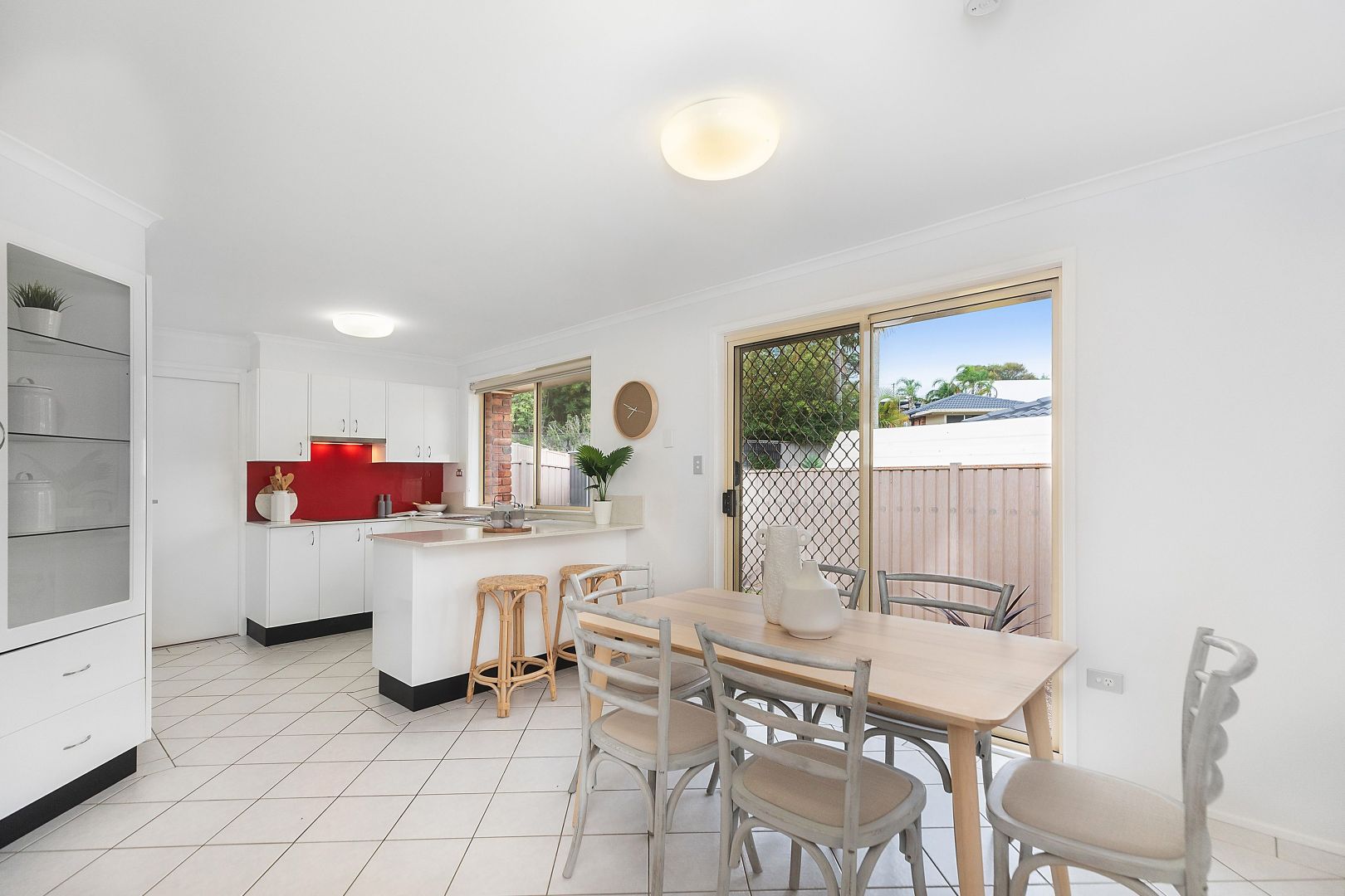 2/7 Augustus Place, Bateau Bay NSW 2261, Image 2