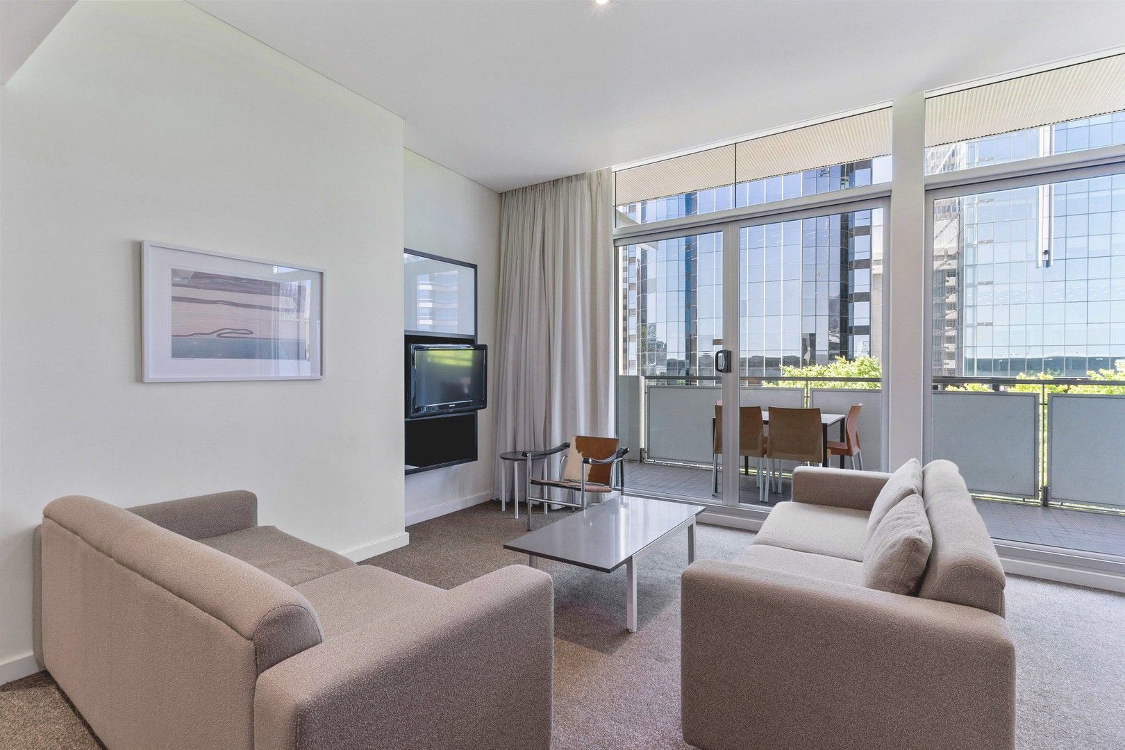 1 bedrooms Apartment / Unit / Flat in 137/33 Mounts Bay Road PERTH WA, 6000