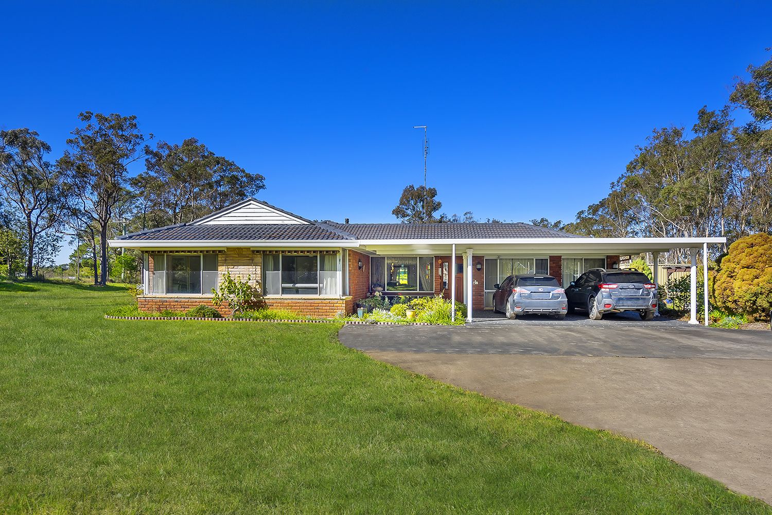 235 Thirlmere Way, Thirlmere NSW 2572 House for Sale Domain