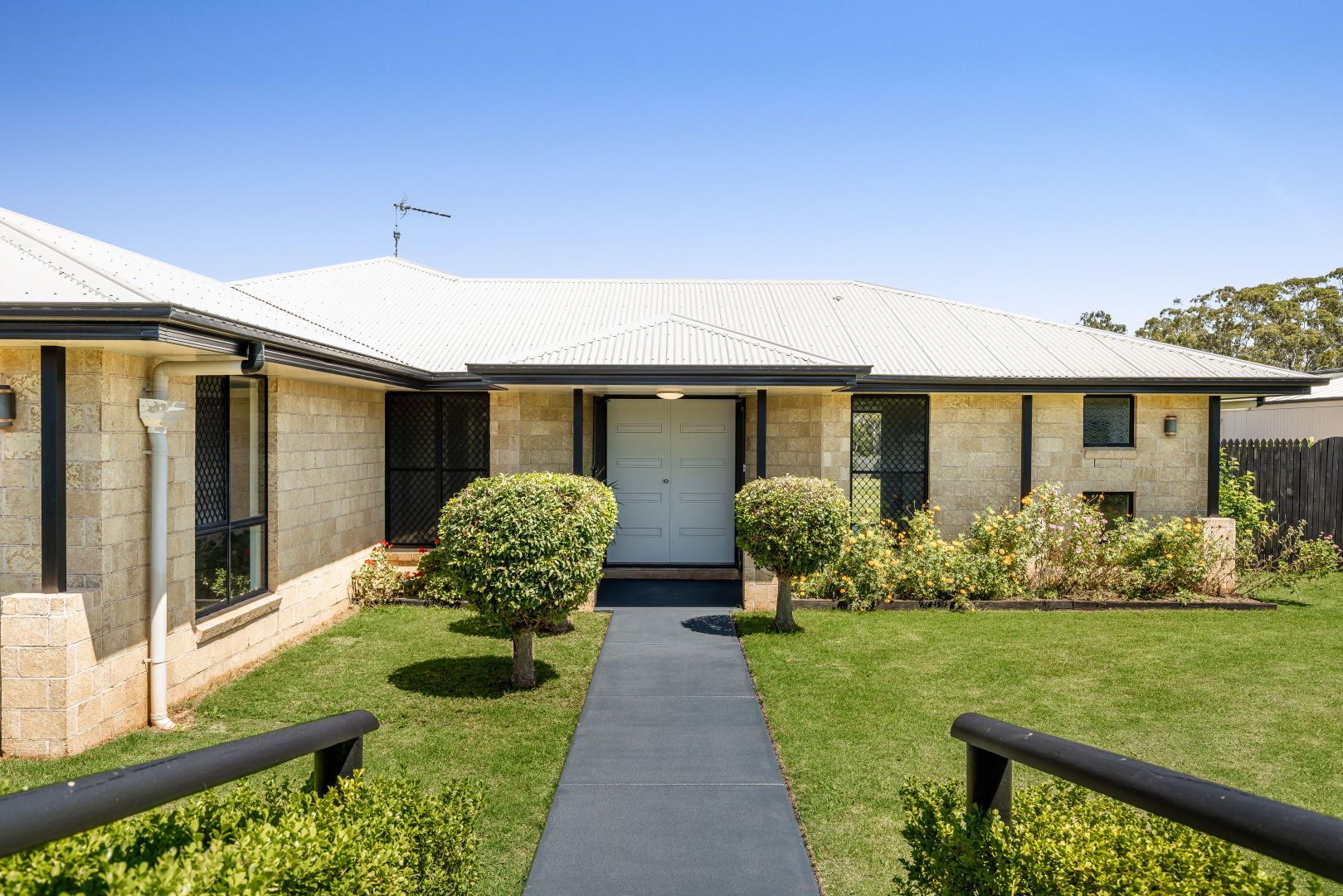 46 Holly Avenue, Cawdor QLD 4352, Image 1