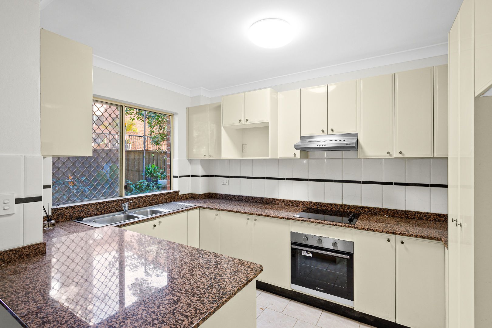 24/194-198 Willarong Road, Caringbah NSW 2229, Image 1