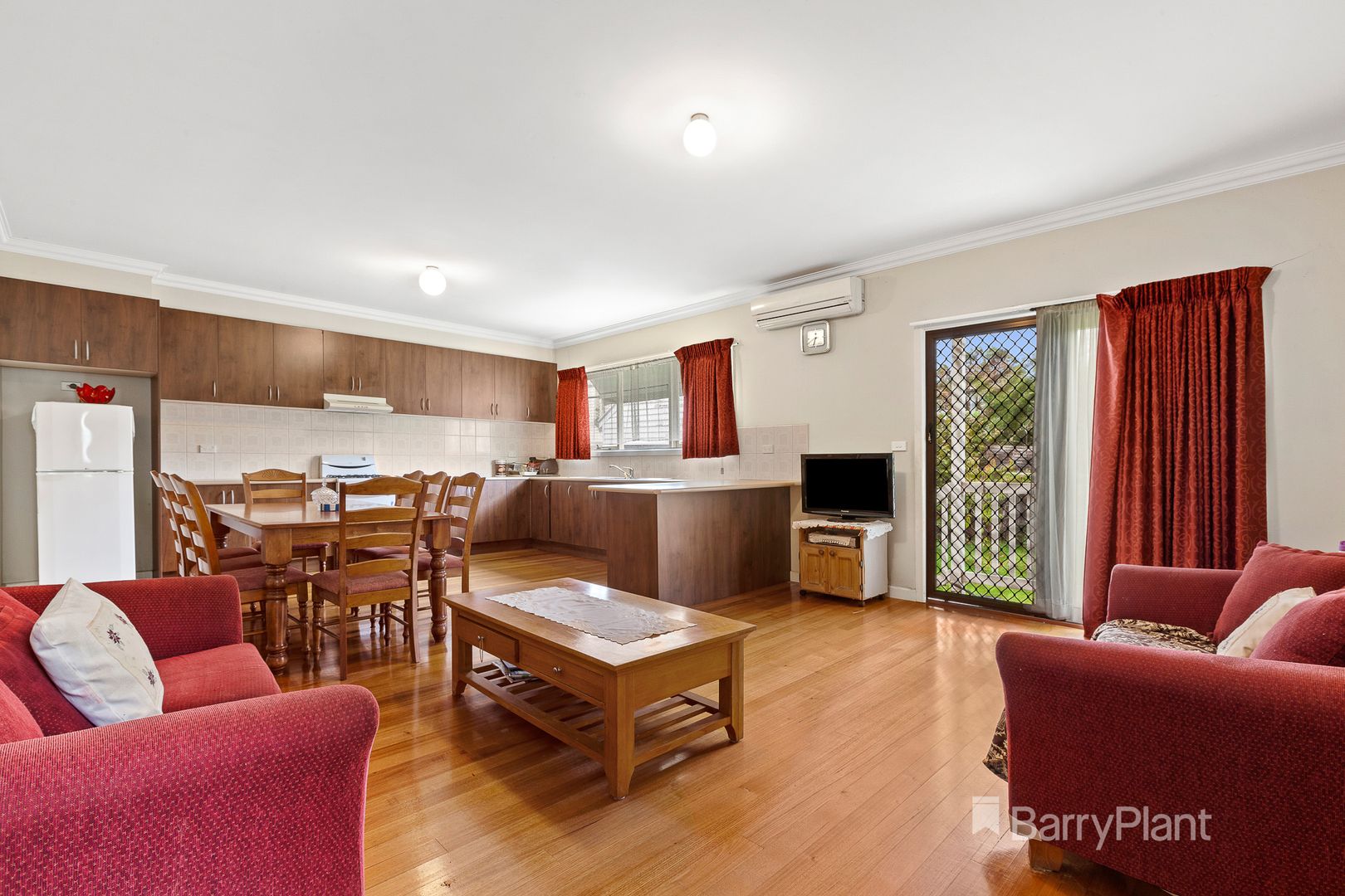 8 Boothby Street, Northcote VIC 3070, Image 2