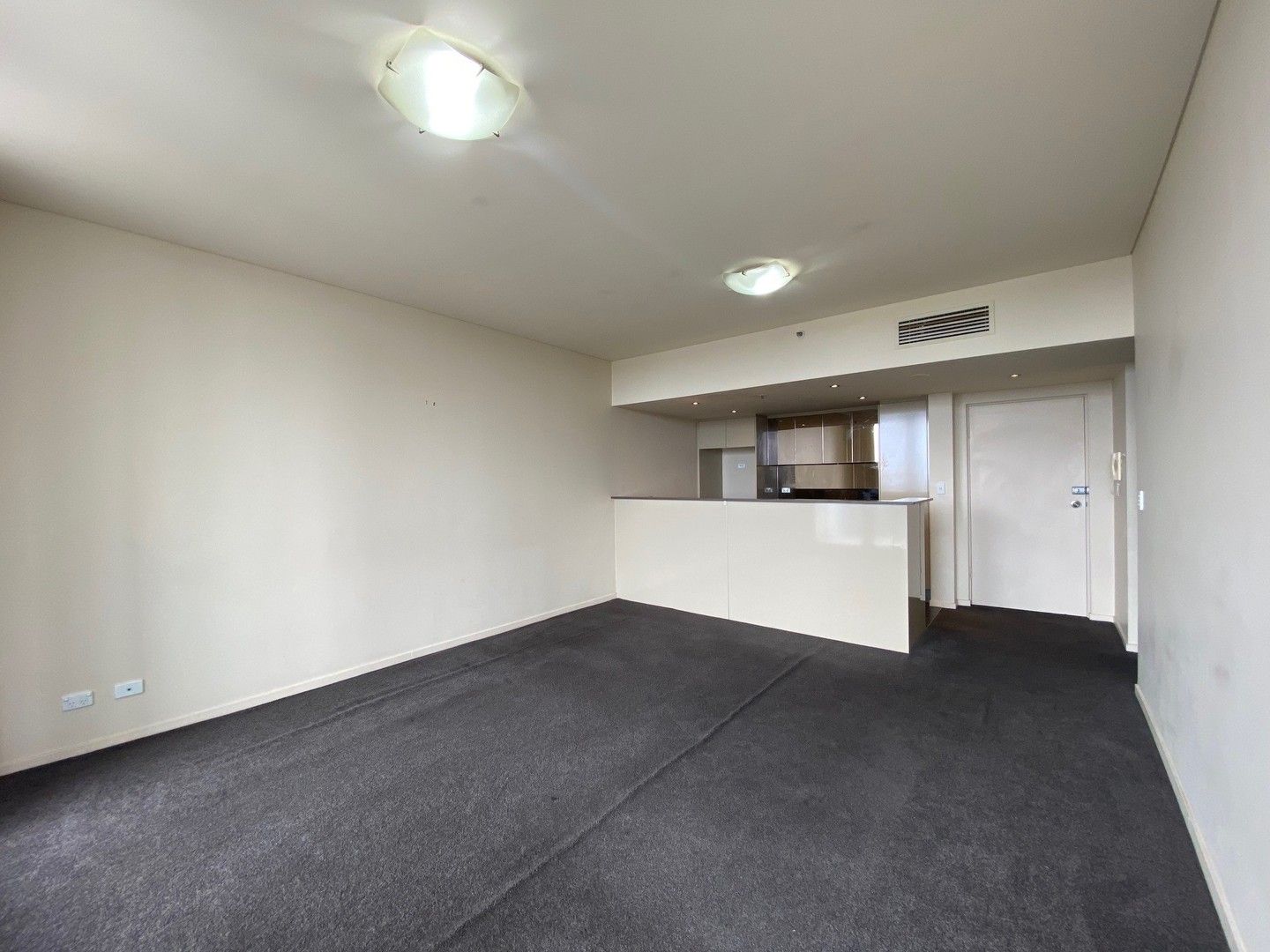 3 bedrooms Apartment / Unit / Flat in 2402/140 Church Street PARRAMATTA NSW, 2150