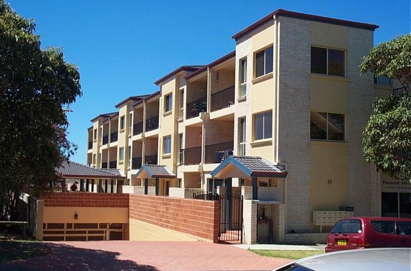 2 bedrooms Apartment / Unit / Flat in 6/19 Atchison Street WOLLONGONG NSW, 2500