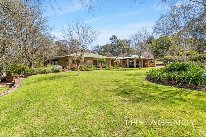 Picture of 33 Lakeview Drive, GIDGEGANNUP WA 6083