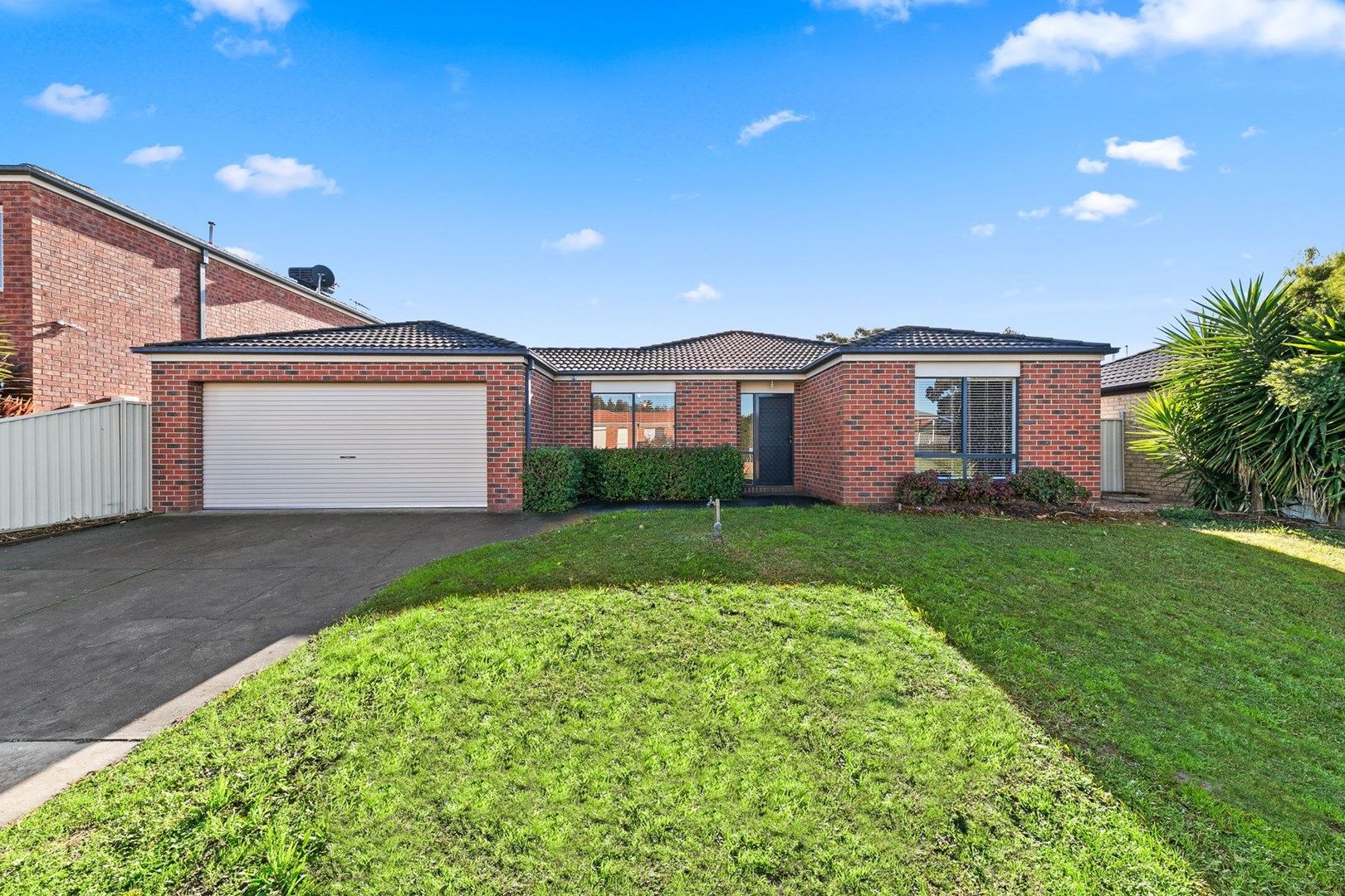 31 Stone Hill Circuit, Cranbourne East VIC 3977, Image 0