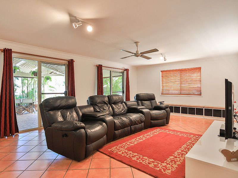 30 Warrego Crescent, Murrumba Downs QLD 4503, Image 2