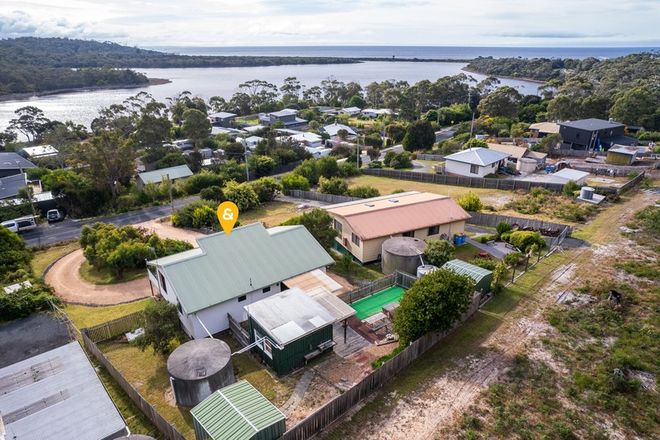 Picture of 182 Main Road, BINALONG BAY TAS 7216