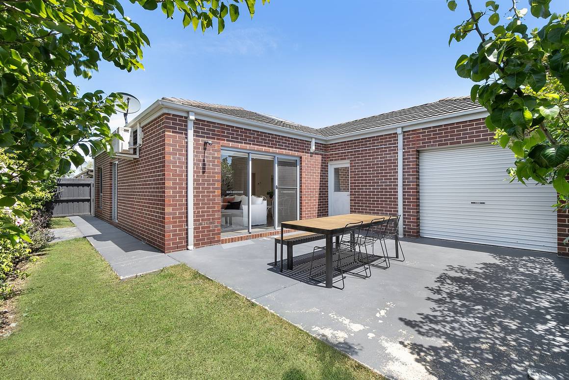 Picture of 2/153 Vines Road, HAMLYN HEIGHTS VIC 3215