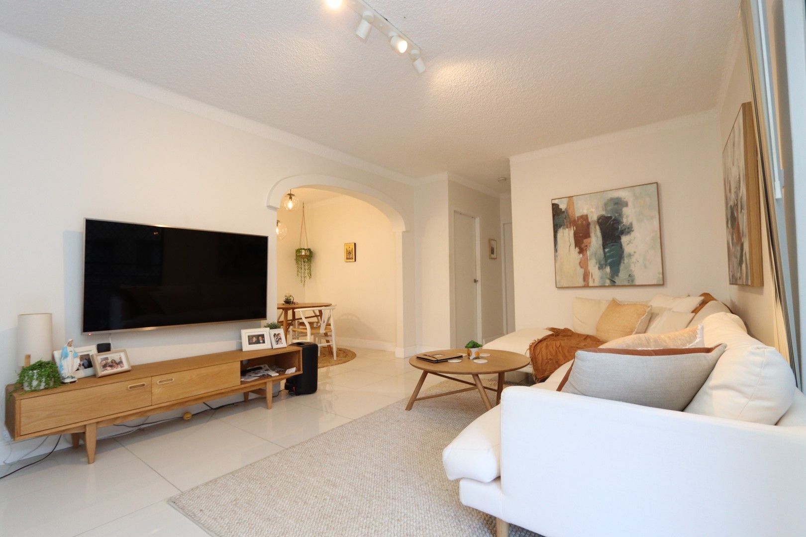2 bedrooms Apartment / Unit / Flat in 1/44 Ocean Street PENSHURST NSW, 2222
