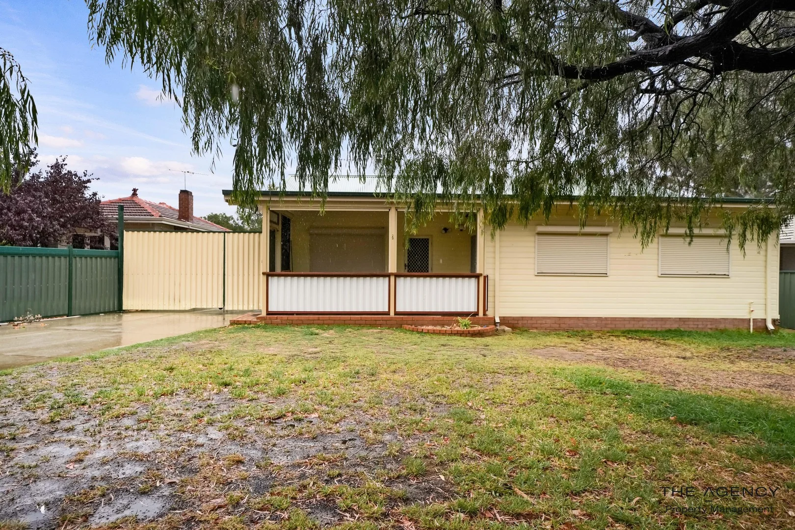 Primary image of 29 Hewison Road, Medina WA 6167