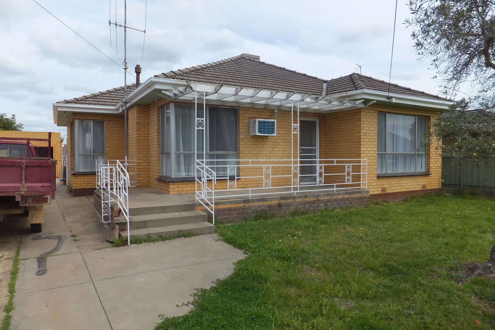 14 Gilchrist Street, Shepparton Property History & Address Research