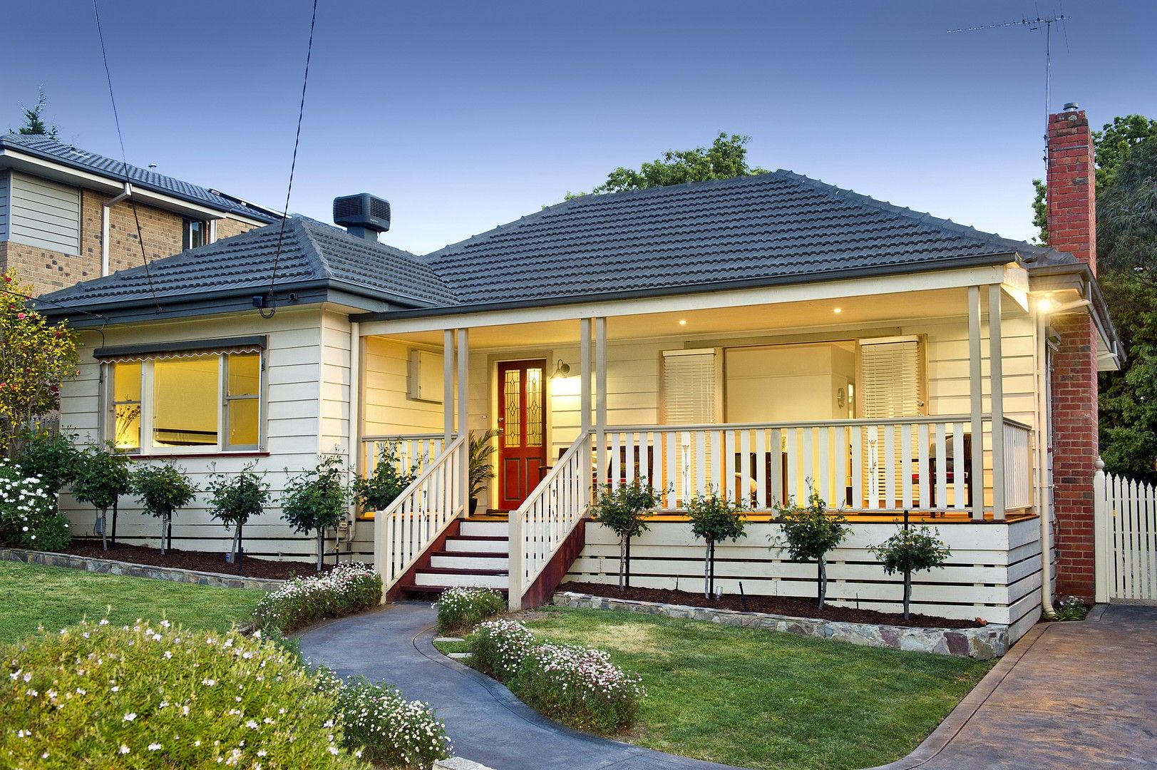 3 bedrooms House in 1/2 Norvel Street BLACKBURN VIC, 3130