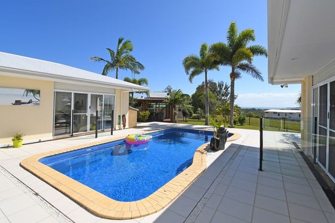 Picture of 30 Waterview Drive, DUNDOWRAN BEACH QLD 4655